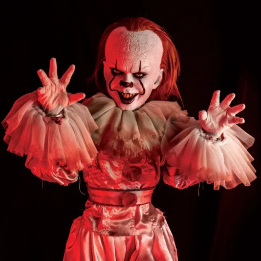 IT - Pennywise Premium Scale Doll - Image 10