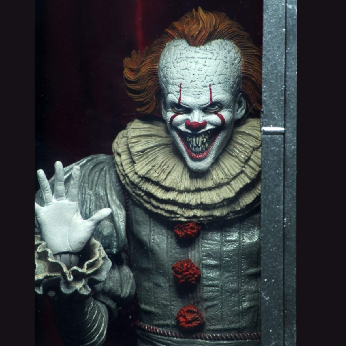 Ultimate Pennywise It Chapter Two Figura Escala 7" NECA