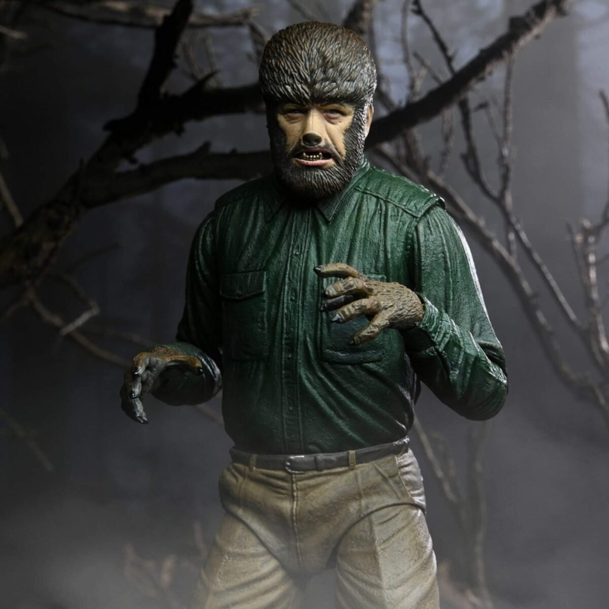 Ultimate Wolf Man (Color) -​ Figura Escala 7