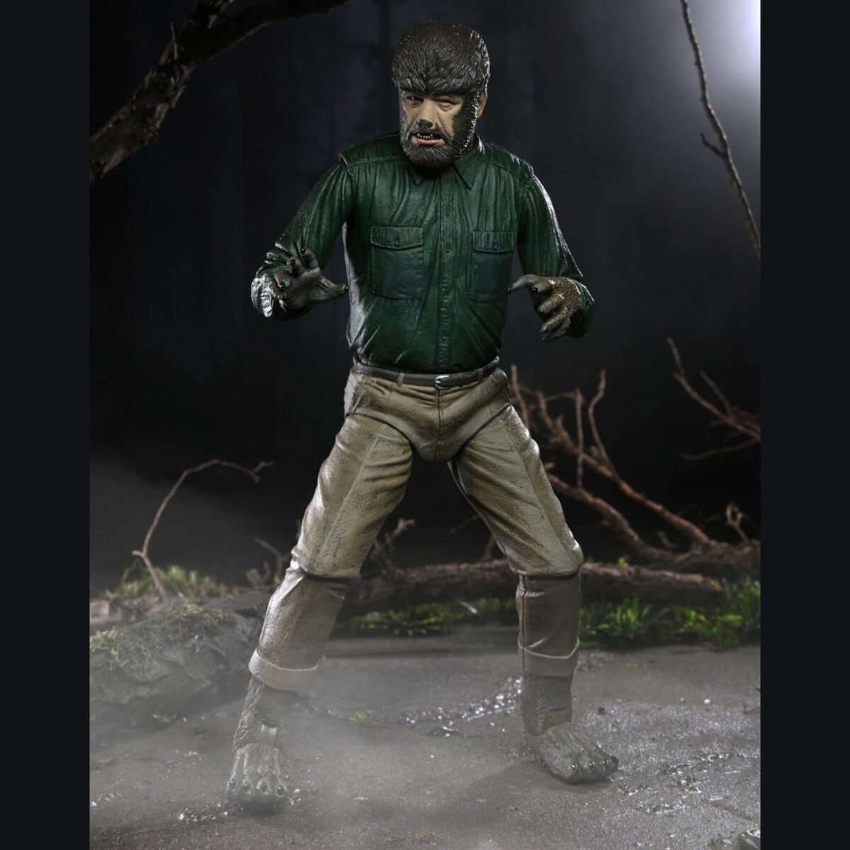 Ultimate Wolf Man (Color) -​ Figura Escala 7" NECA