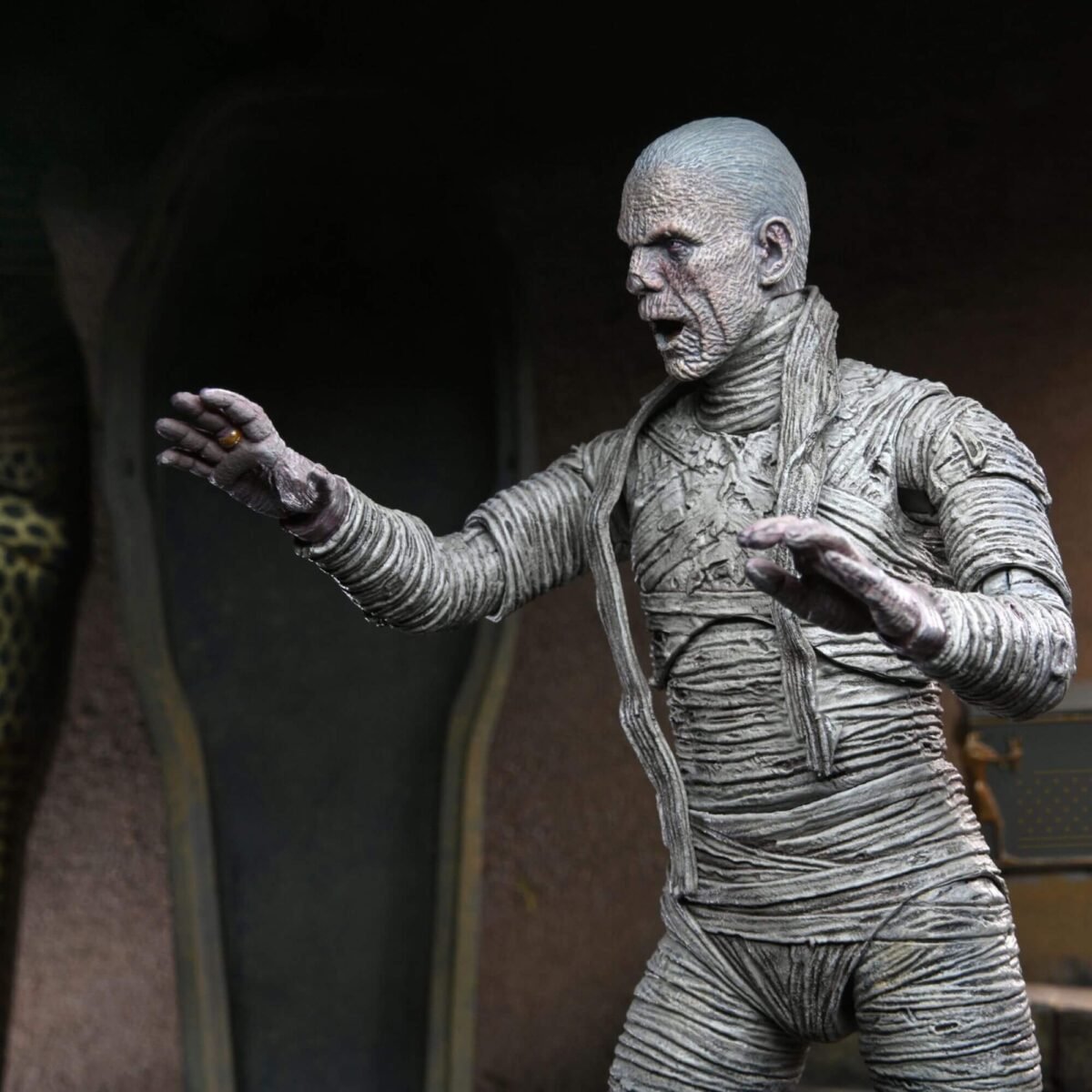 Ultimate Mummy (Color) -​ Figura Escala 7" NECA