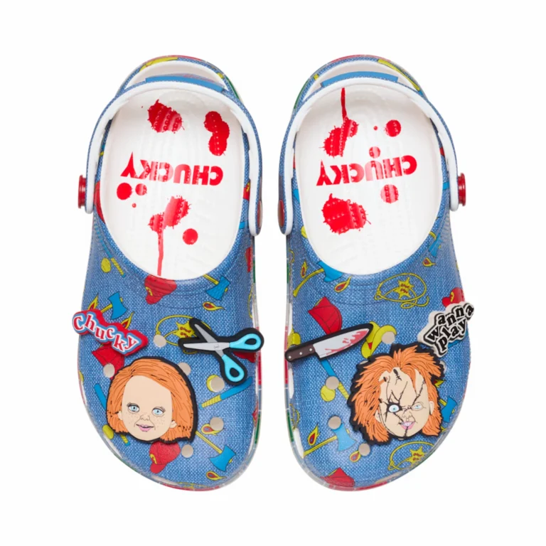 Crocs Clásicas Chucky - Image 2